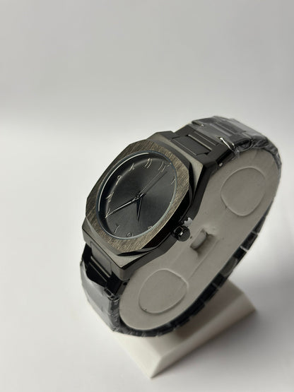 Metallic Black Arabic Aura Watch