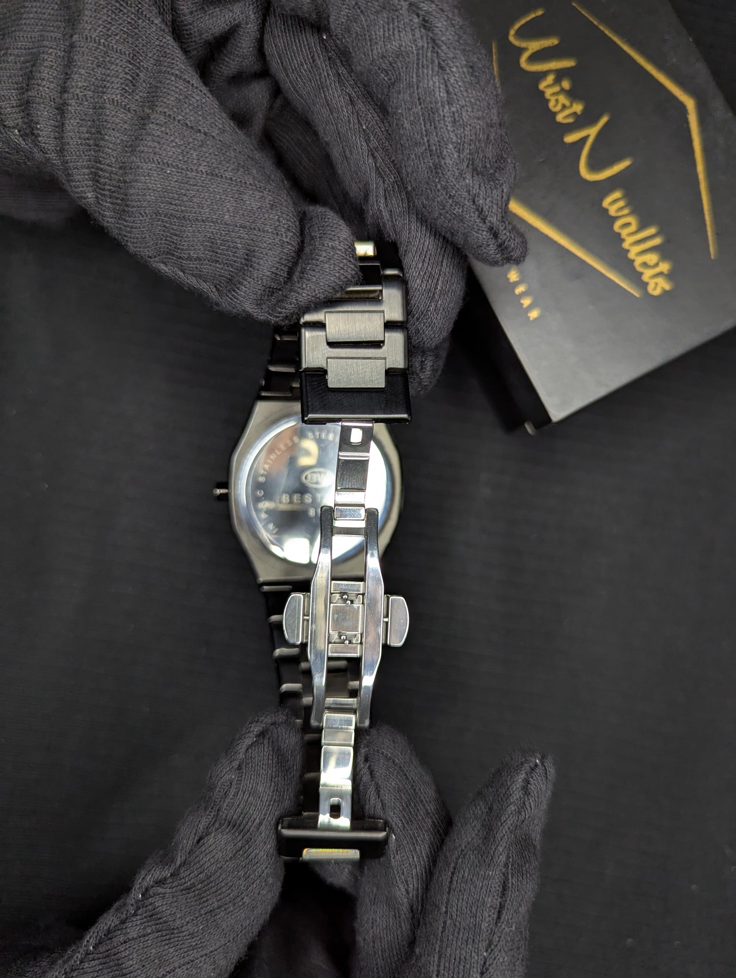 BLACK ARABIC AURA WATCH